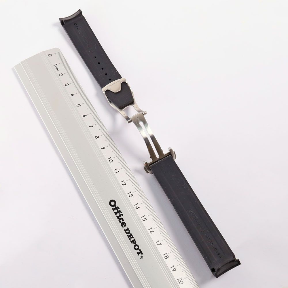 Rubber strap on sale with clasp