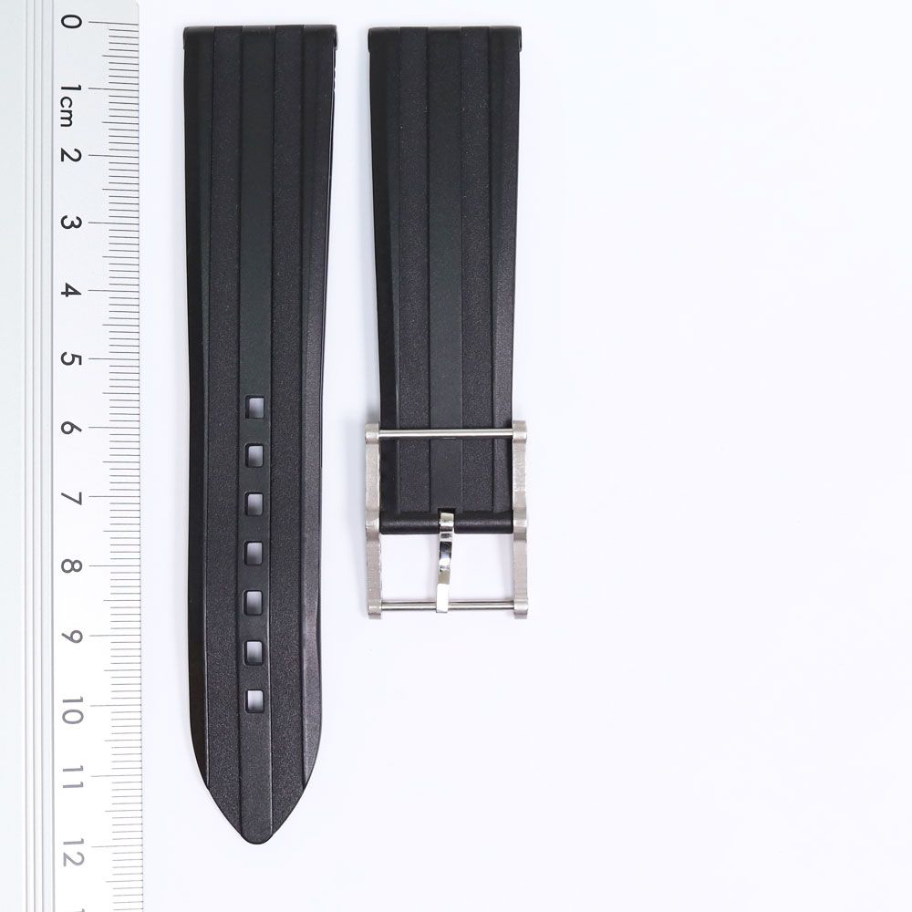 B.R.M - Rubber strap with pin buckle 22,5 / 19 MM