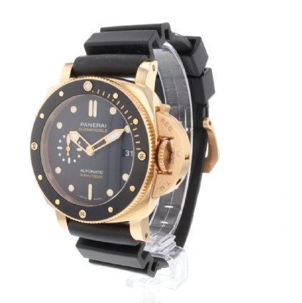Luminor Submersible GoldTech 42MM Rose Gold NEW