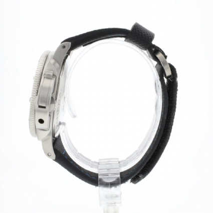 Luminor Submersible 42 Black Dial