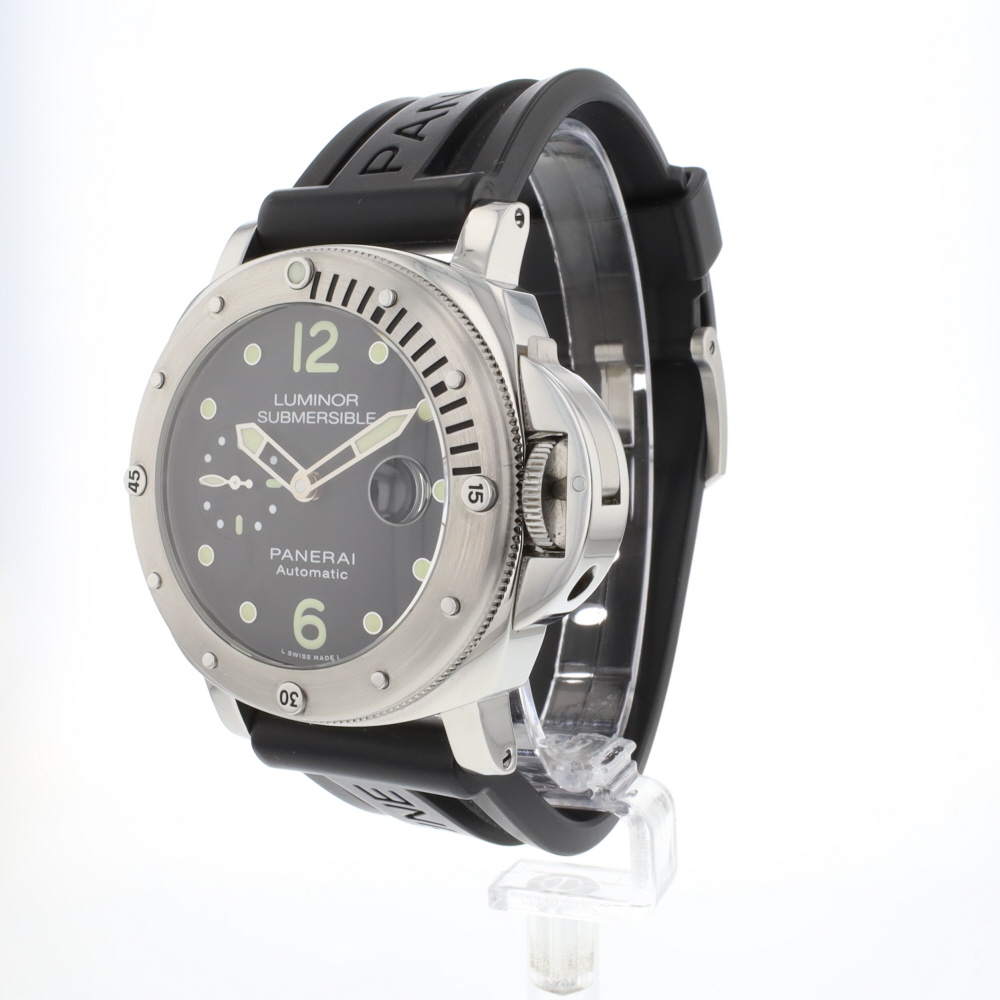 Luminor Submersible 44