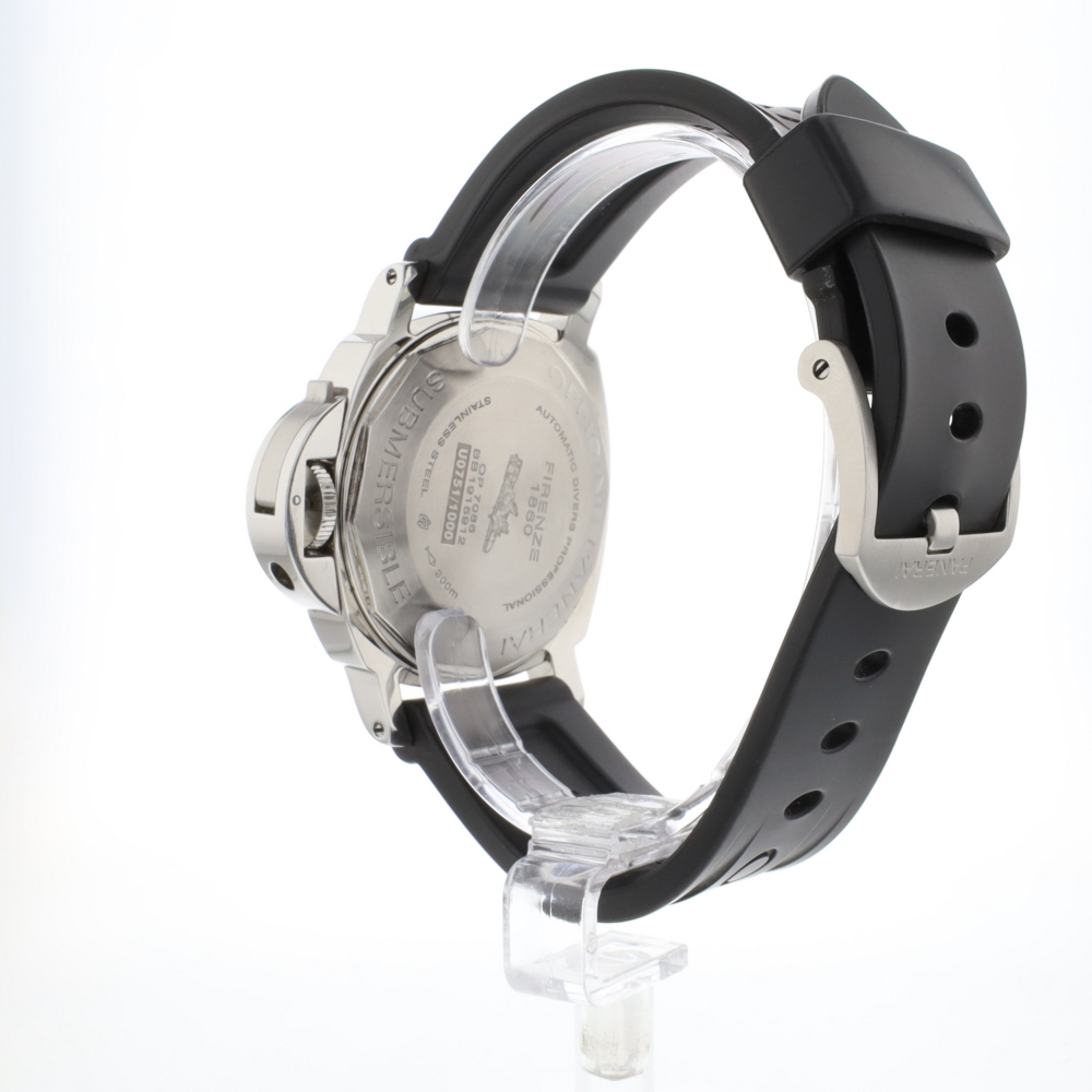 Luminor Submersible 44