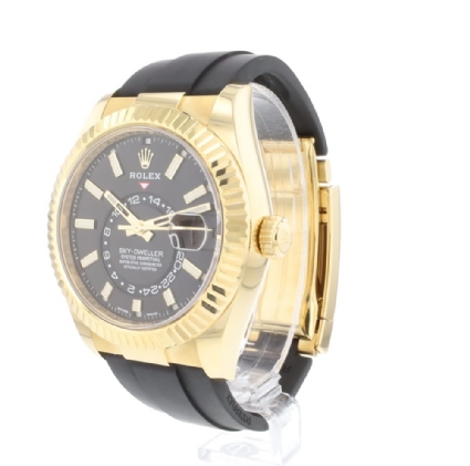Sky-Dweller Oysterflex Yellow Gold Black Dial