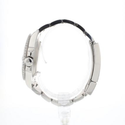 Submariner Date 116610 LV