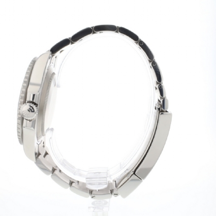 Submariner Date 126610LN