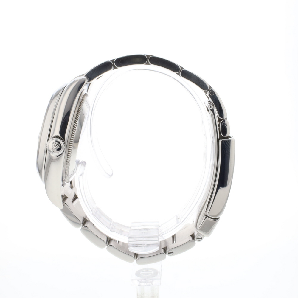 Oyster Perpetual Date 34 Silver Dial
