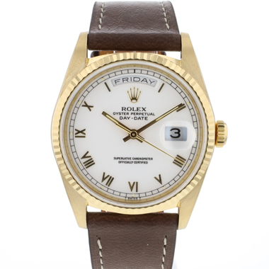 Rolex - Day-Date 36 Yellow Gold White Roman Dial
