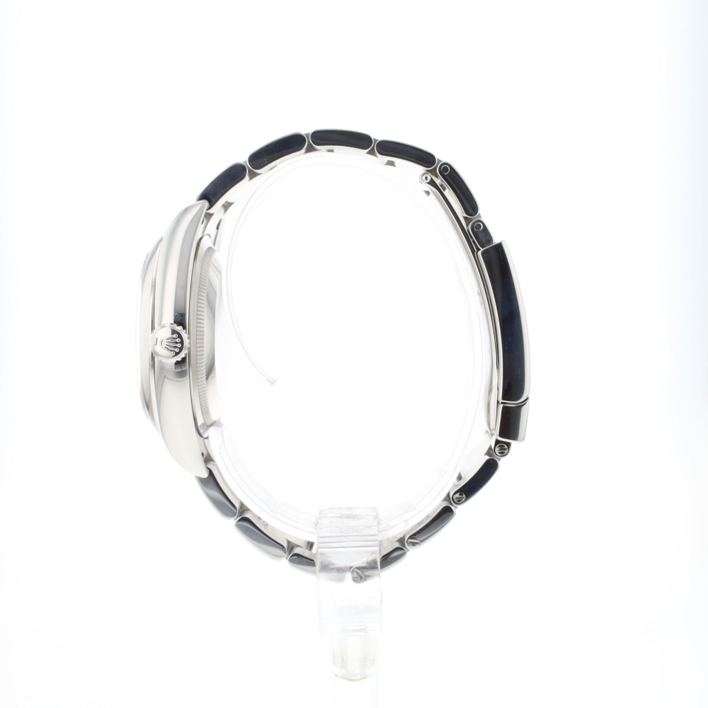 Oyster Perpetual 36 Black Dial 126000