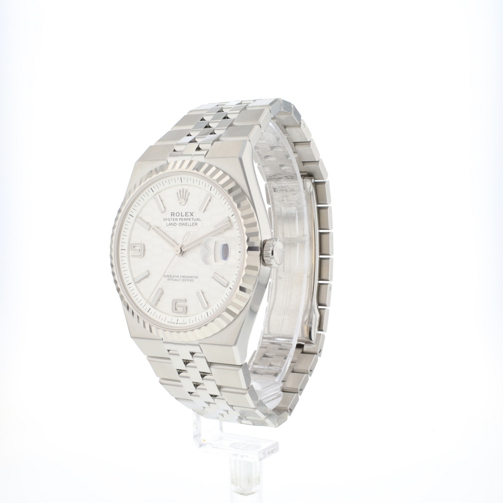 Land-Dweller 40 Steel NEW '26