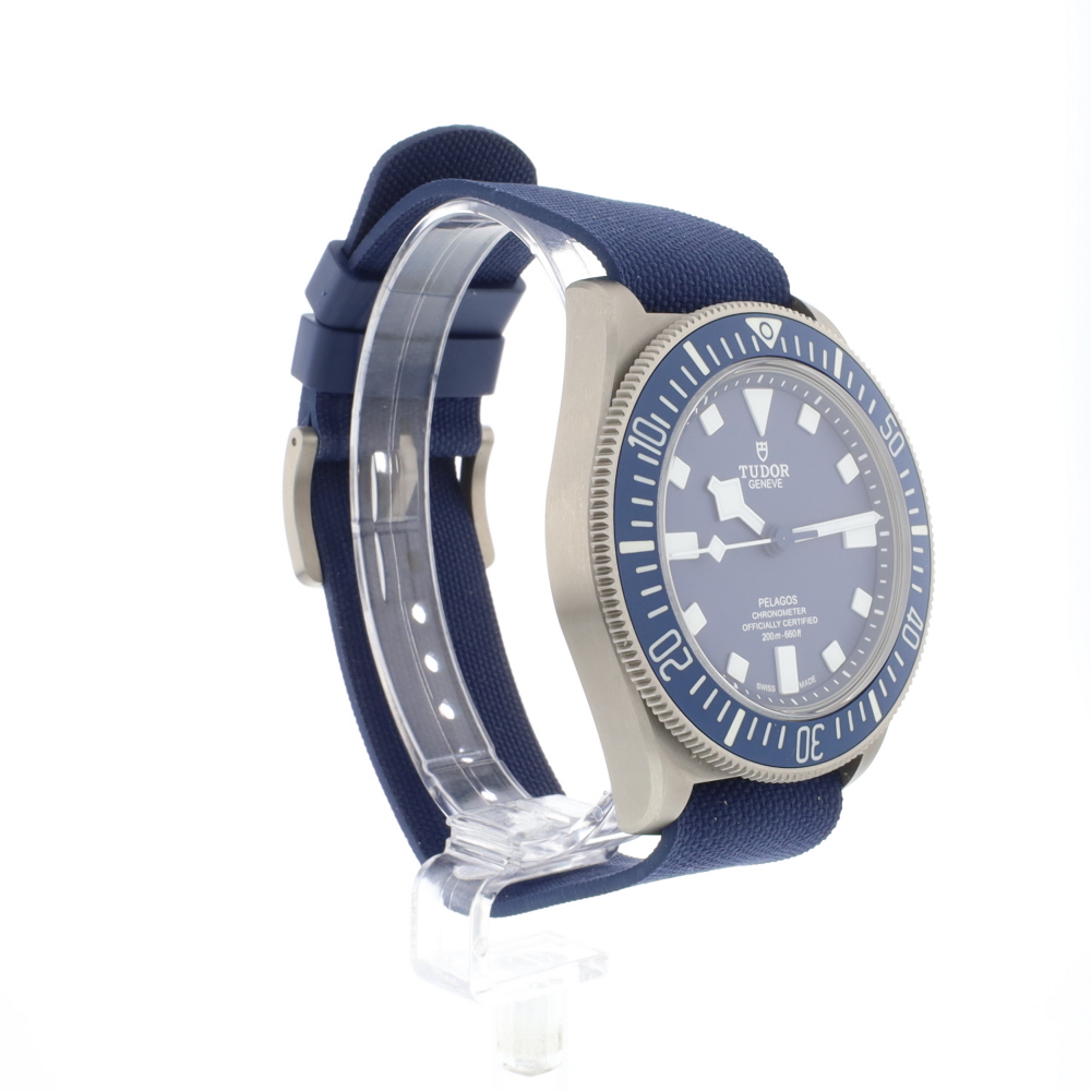 Pelagos FXD Marine Titanium Blue
