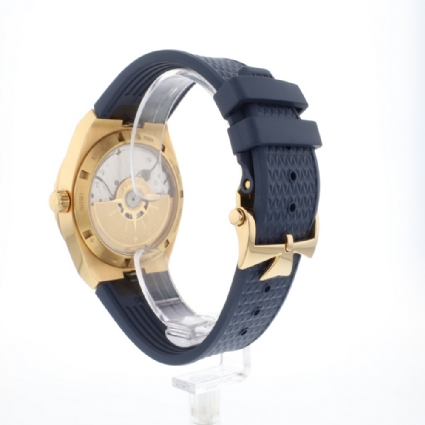 Overseas Rose Gold Silver Dial